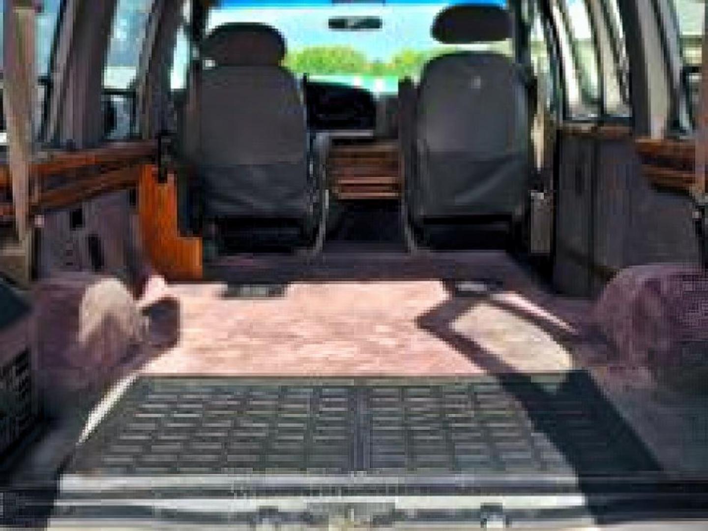 1995 TAN /CLOTH Ford E-150 (1FDEE14H4SH) with an 58 engine, Automatic transmission, located at 1175 N Woodruff Ave, Idaho Falls, ID, 83401, 43.506901, -111.999657 - At Timberline Auto, finding a great deal on your next vehicle is always easy! Our experienced sales staff's goal is to help find you the right vehicle at the right price! Our knowledgeable finance department has options for almost any credit score. We offer extended service contract options to prote - Photo#13