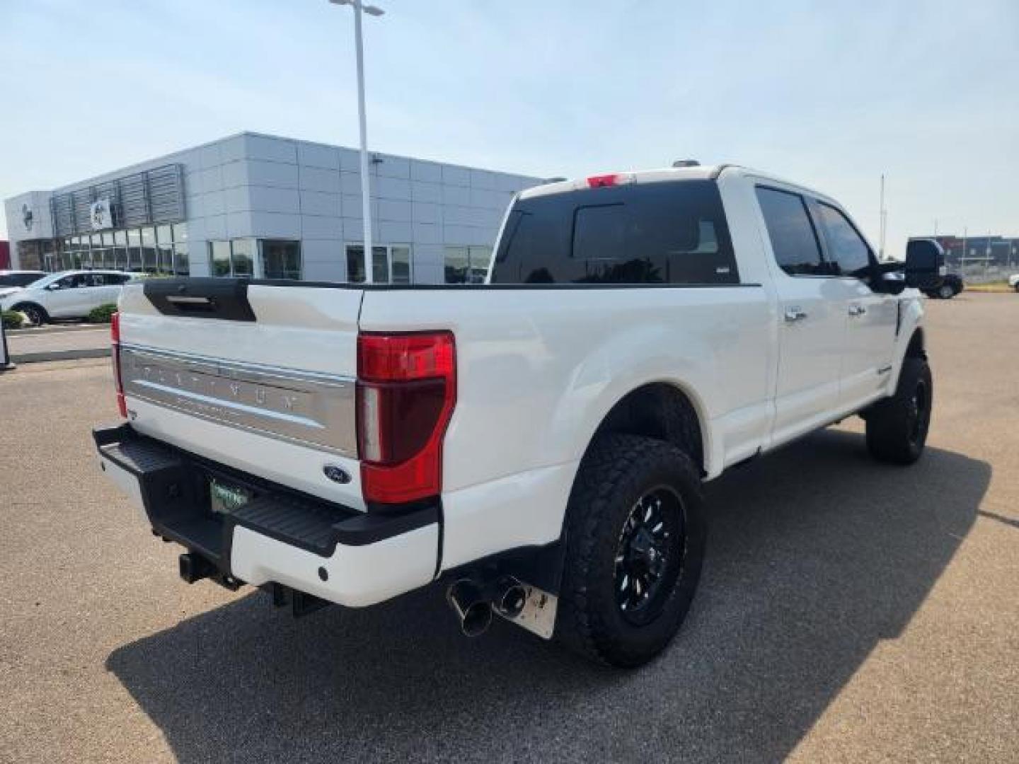 2020 Star White Metallic Tri-Coat /Black Ford F-250 (1FT7W2BT2LE) with an Powerstroke 67L V-8 diesel direct injection engine, Automatic transmission, located at 1175 N Woodruff Ave, Idaho Falls, ID, 83401, 43.506901, -111.999657 - At Timberline Auto, finding a great deal on your next vehicle is always easy! Our experienced sales staff's goal is to help find you the right vehicle at the right price! Our knowledgeable finance department has options for almost any credit score. We offer extended service contract options to prote - Photo#33