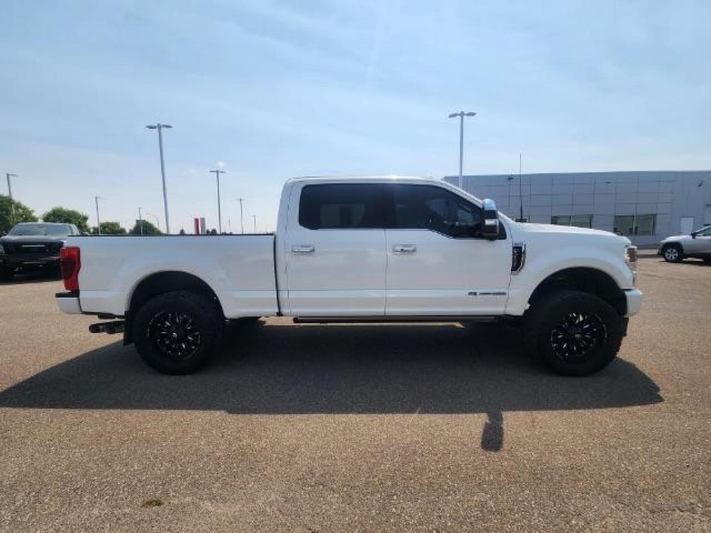 2020 Star White Metallic Tri-Coat /Black Ford F-250 (1FT7W2BT2LE) with an Powerstroke 67L V-8 diesel direct injection engine, Automatic transmission, located at 1175 N Woodruff Ave, Idaho Falls, ID, 83401, 43.506901, -111.999657 - At Timberline Auto, finding a great deal on your next vehicle is always easy! Our experienced sales staff's goal is to help find you the right vehicle at the right price! Our knowledgeable finance department has options for almost any credit score. We offer extended service contract options to prote - Photo#34