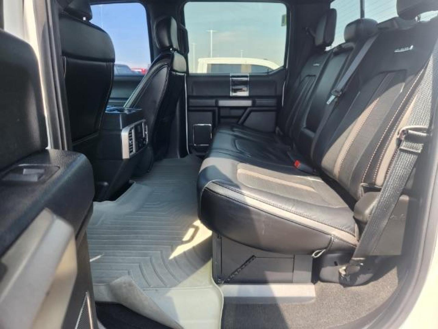 2020 Star White Metallic Tri-Coat /Black Ford F-250 (1FT7W2BT2LE) with an Powerstroke 67L V-8 diesel direct injection engine, Automatic transmission, located at 1175 N Woodruff Ave, Idaho Falls, ID, 83401, 43.506901, -111.999657 - At Timberline Auto, finding a great deal on your next vehicle is always easy! Our experienced sales staff's goal is to help find you the right vehicle at the right price! Our knowledgeable finance department has options for almost any credit score. We offer extended service contract options to prote - Photo#45