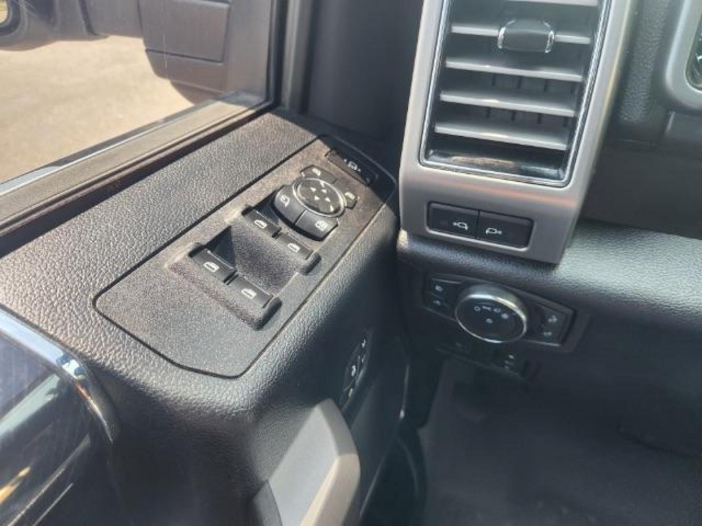 2020 Star White Metallic Tri-Coat /Black Ford F-250 (1FT7W2BT2LE) with an Powerstroke 67L V-8 diesel direct injection engine, Automatic transmission, located at 1175 N Woodruff Ave, Idaho Falls, ID, 83401, 43.506901, -111.999657 - At Timberline Auto, finding a great deal on your next vehicle is always easy! Our experienced sales staff's goal is to help find you the right vehicle at the right price! Our knowledgeable finance department has options for almost any credit score. We offer extended service contract options to prote - Photo#47