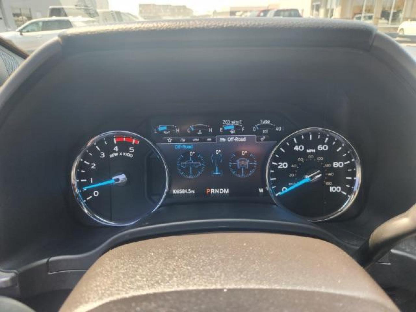2020 Star White Metallic Tri-Coat /Black Ford F-250 (1FT7W2BT2LE) with an Powerstroke 67L V-8 diesel direct injection engine, Automatic transmission, located at 1175 N Woodruff Ave, Idaho Falls, ID, 83401, 43.506901, -111.999657 - At Timberline Auto, finding a great deal on your next vehicle is always easy! Our experienced sales staff's goal is to help find you the right vehicle at the right price! Our knowledgeable finance department has options for almost any credit score. We offer extended service contract options to prote - Photo#48