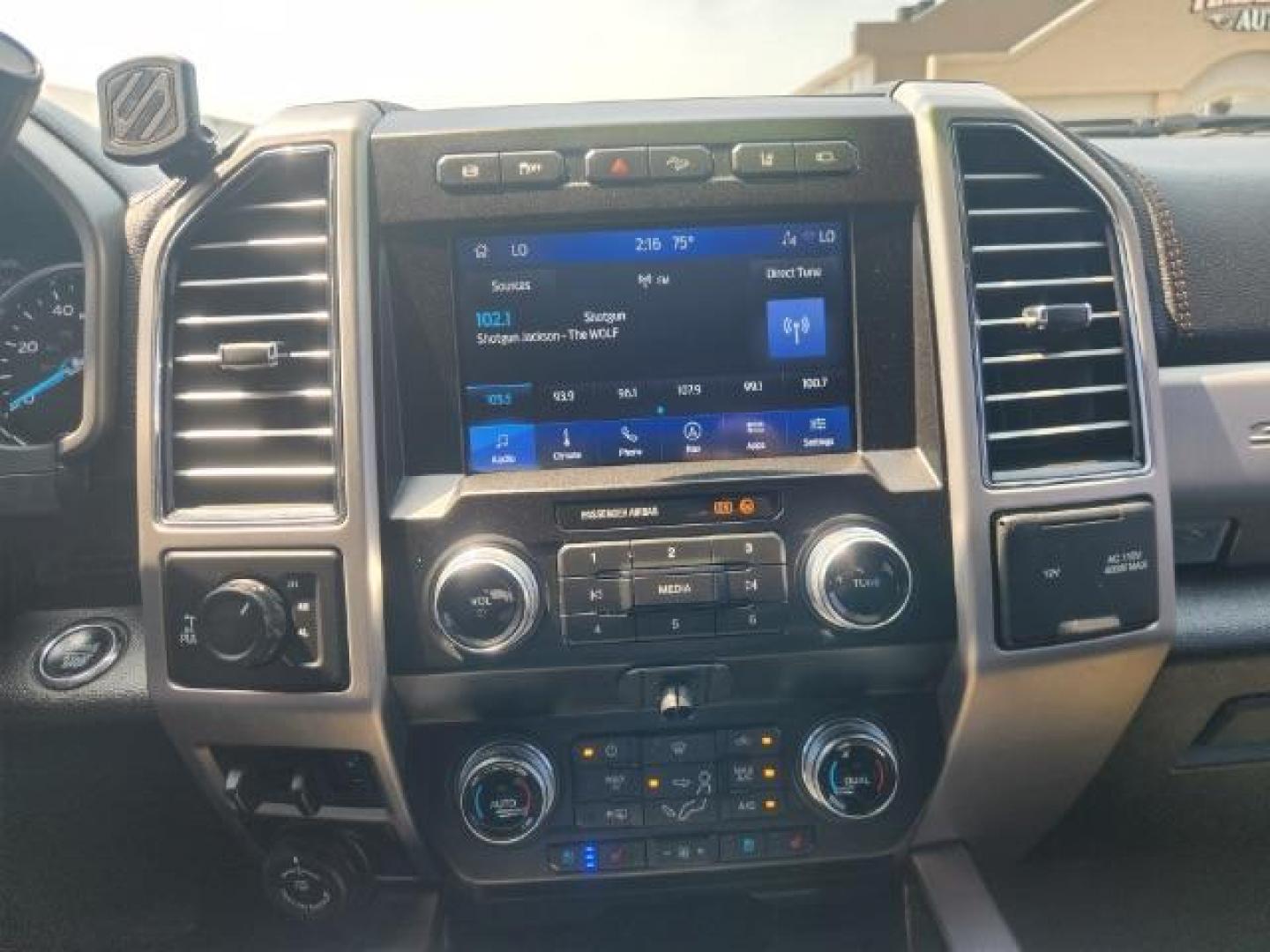 2020 Star White Metallic Tri-Coat /Black Ford F-250 (1FT7W2BT2LE) with an Powerstroke 67L V-8 diesel direct injection engine, Automatic transmission, located at 1175 N Woodruff Ave, Idaho Falls, ID, 83401, 43.506901, -111.999657 - At Timberline Auto, finding a great deal on your next vehicle is always easy! Our experienced sales staff's goal is to help find you the right vehicle at the right price! Our knowledgeable finance department has options for almost any credit score. We offer extended service contract options to prote - Photo#54
