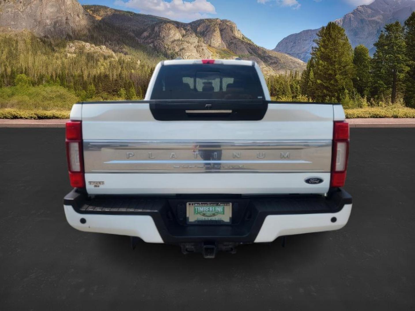 2020 Star White Metallic Tri-Coat /Black Ford F-250 (1FT7W2BT2LE) with an Powerstroke 67L V-8 diesel direct injection engine, Automatic transmission, located at 1175 N Woodruff Ave, Idaho Falls, ID, 83401, 43.506901, -111.999657 - At Timberline Auto, finding a great deal on your next vehicle is always easy! Our experienced sales staff's goal is to help find you the right vehicle at the right price! Our knowledgeable finance department has options for almost any credit score. We offer extended service contract options to prote - Photo#3