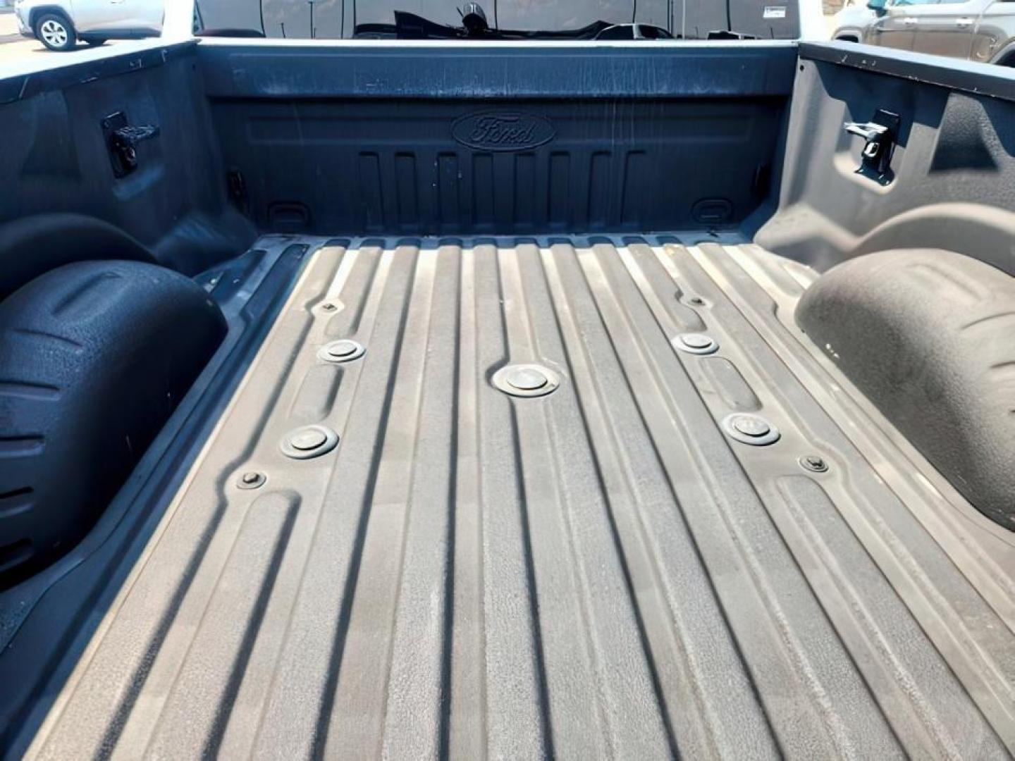 2020 Star White Metallic Tri-Coat /Black Ford F-250 (1FT7W2BT2LE) with an Powerstroke 67L V-8 diesel direct injection engine, Automatic transmission, located at 1175 N Woodruff Ave, Idaho Falls, ID, 83401, 43.506901, -111.999657 - At Timberline Auto, finding a great deal on your next vehicle is always easy! Our experienced sales staff's goal is to help find you the right vehicle at the right price! Our knowledgeable finance department has options for almost any credit score. We offer extended service contract options to prote - Photo#9