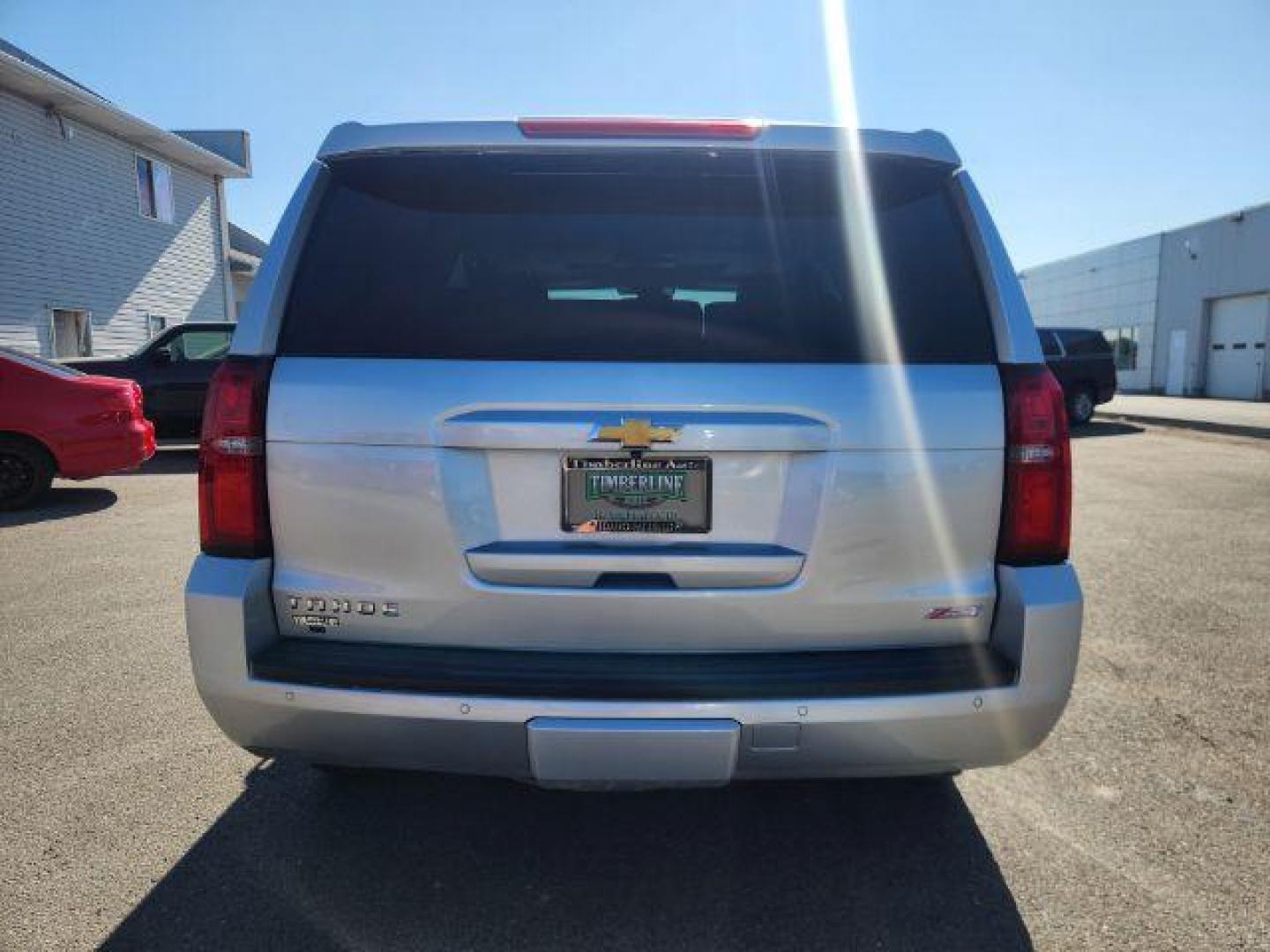 2016 Silver Ice Metallic /Jet Black Chevrolet Tahoe (1GNSKBKC4GR) with an EcoTec3 53L V-8 gasoline direct injection engine, Automatic transmission, located at 1175 N Woodruff Ave, Idaho Falls, ID, 83401, 43.506901, -111.999657 - At Timberline Auto, finding a great deal on your next vehicle is always easy! Our experienced sales staff's goal is to help find you the right vehicle at the right price! Our knowledgeable finance department has options for almost any credit score. We offer extended service contract options to prote - Photo#17