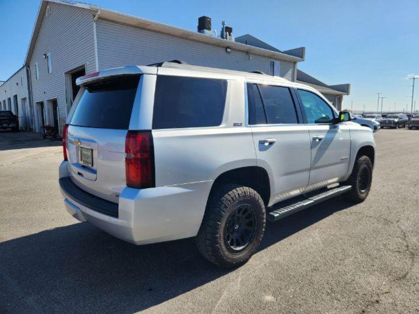 2016 Silver Ice Metallic /Jet Black Chevrolet Tahoe (1GNSKBKC4GR) with an EcoTec3 53L V-8 gasoline direct injection engine, Automatic transmission, located at 1175 N Woodruff Ave, Idaho Falls, ID, 83401, 43.506901, -111.999657 - At Timberline Auto, finding a great deal on your next vehicle is always easy! Our experienced sales staff's goal is to help find you the right vehicle at the right price! Our knowledgeable finance department has options for almost any credit score. We offer extended service contract options to prote - Photo#18