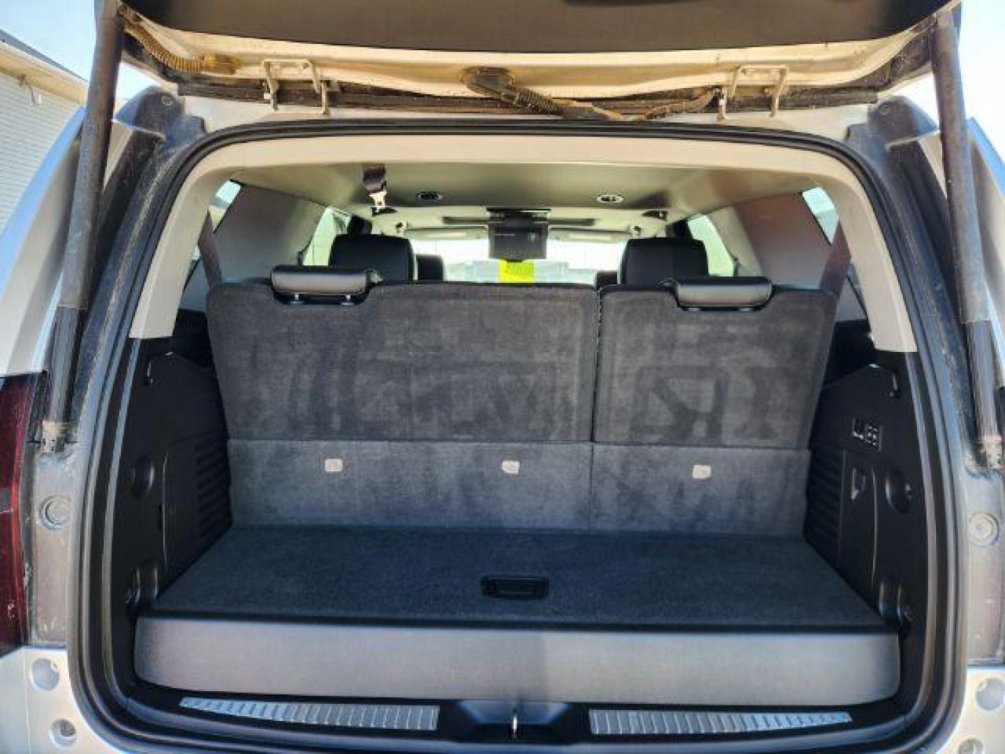 2016 Silver Ice Metallic /Jet Black Chevrolet Tahoe (1GNSKBKC4GR) with an EcoTec3 53L V-8 gasoline direct injection engine, Automatic transmission, located at 1175 N Woodruff Ave, Idaho Falls, ID, 83401, 43.506901, -111.999657 - At Timberline Auto, finding a great deal on your next vehicle is always easy! Our experienced sales staff's goal is to help find you the right vehicle at the right price! Our knowledgeable finance department has options for almost any credit score. We offer extended service contract options to prote - Photo#28