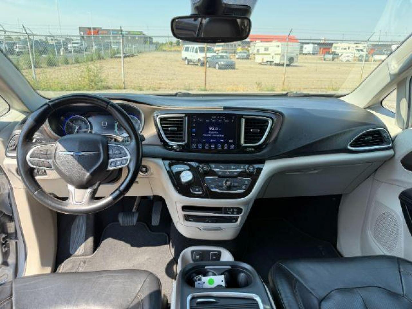 2017 SILVER /Black/Alloy Chrysler Pacifica (2C4RC1EG7HR) with an 36L V-6 DOHC engine, Automatic transmission, located at 1175 N Woodruff Ave, Idaho Falls, ID, 83401, 43.506901, -111.999657 - At Timberline Auto, finding a great deal on your next vehicle is always easy! Our experienced sales staff's goal is to help find you the right vehicle at the right price! Our knowledgeable finance department has options for almost any credit score. We offer extended service contract options to prote - Photo#46