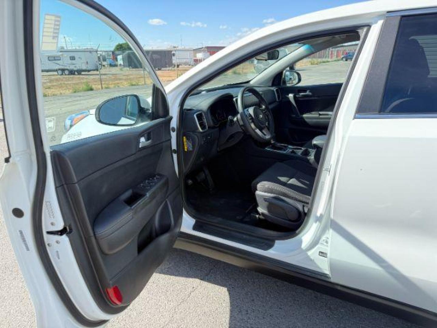 2021 Snow White Pearl /Black KIA Sportage (KNDPMCAC0M7) with an Theta II 24L I-4 gasoline direct injection engine, Automatic transmission, located at 1175 N Woodruff Ave, Idaho Falls, ID, 83401, 43.506901, -111.999657 - At Timberline Auto, finding a great deal on your next vehicle is always easy! Our experienced sales staff's goal is to help find you the right vehicle at the right price! Our knowledgeable finance department has options for almost any credit score. We offer extended service contract options to prote - Photo#30