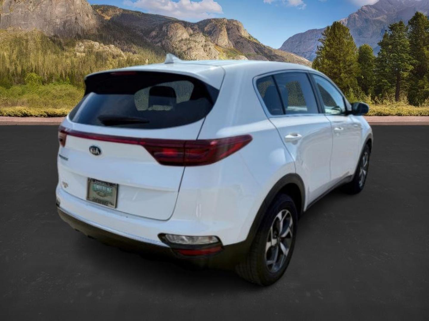 2021 Snow White Pearl /Black KIA Sportage (KNDPMCAC0M7) with an Theta II 24L I-4 gasoline direct injection engine, Automatic transmission, located at 1175 N Woodruff Ave, Idaho Falls, ID, 83401, 43.506901, -111.999657 - At Timberline Auto, finding a great deal on your next vehicle is always easy! Our experienced sales staff's goal is to help find you the right vehicle at the right price! Our knowledgeable finance department has options for almost any credit score. We offer extended service contract options to prote - Photo#5