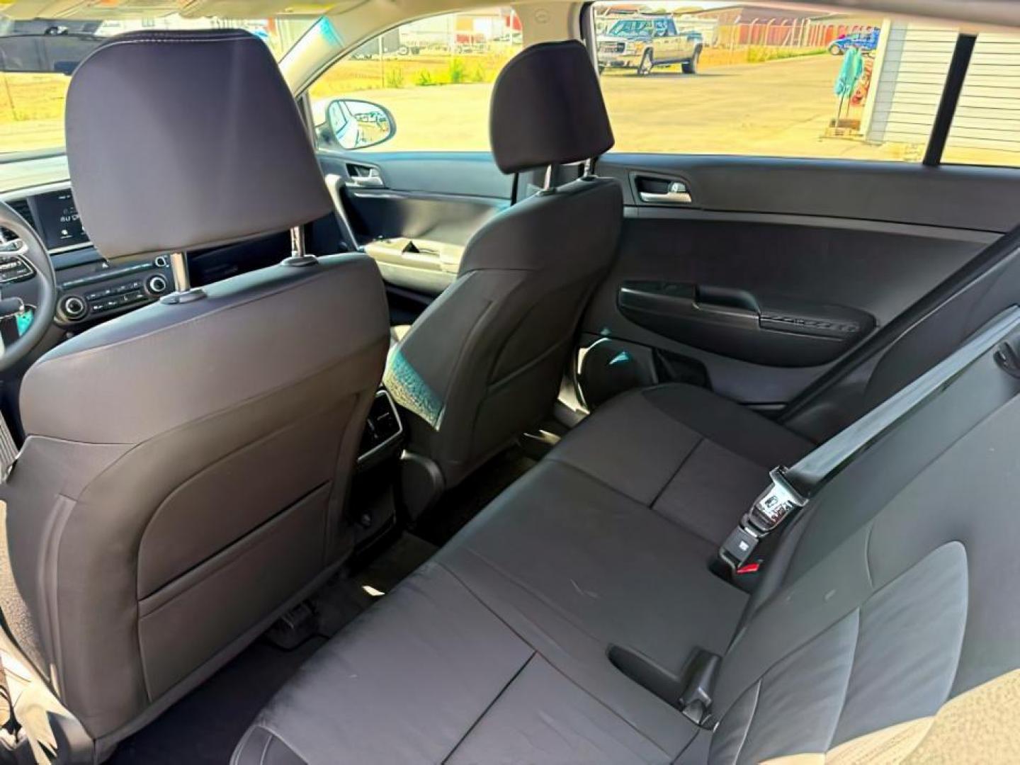 2021 Snow White Pearl /Black KIA Sportage (KNDPMCAC0M7) with an Theta II 24L I-4 gasoline direct injection engine, Automatic transmission, located at 1175 N Woodruff Ave, Idaho Falls, ID, 83401, 43.506901, -111.999657 - At Timberline Auto, finding a great deal on your next vehicle is always easy! Our experienced sales staff's goal is to help find you the right vehicle at the right price! Our knowledgeable finance department has options for almost any credit score. We offer extended service contract options to prote - Photo#19