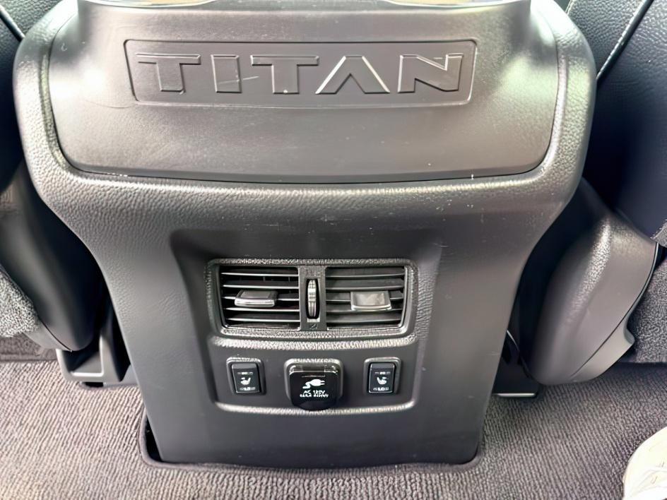 2016 RED /LEATHER Nissan Titan XD (1N6BA1F47GN) with an 50 engine, Automatic transmission, located at 1175 N Woodruff Ave, Idaho Falls, ID, 83401, 43.506901, -111.999657 - At Timberline Auto, finding a great deal on your next vehicle is always easy! Our experienced sales staff's goal is to help find you the right vehicle at the right price! Our knowledgeable finance department has options for almost any credit score. We offer extended service contract options to prote - Photo#18