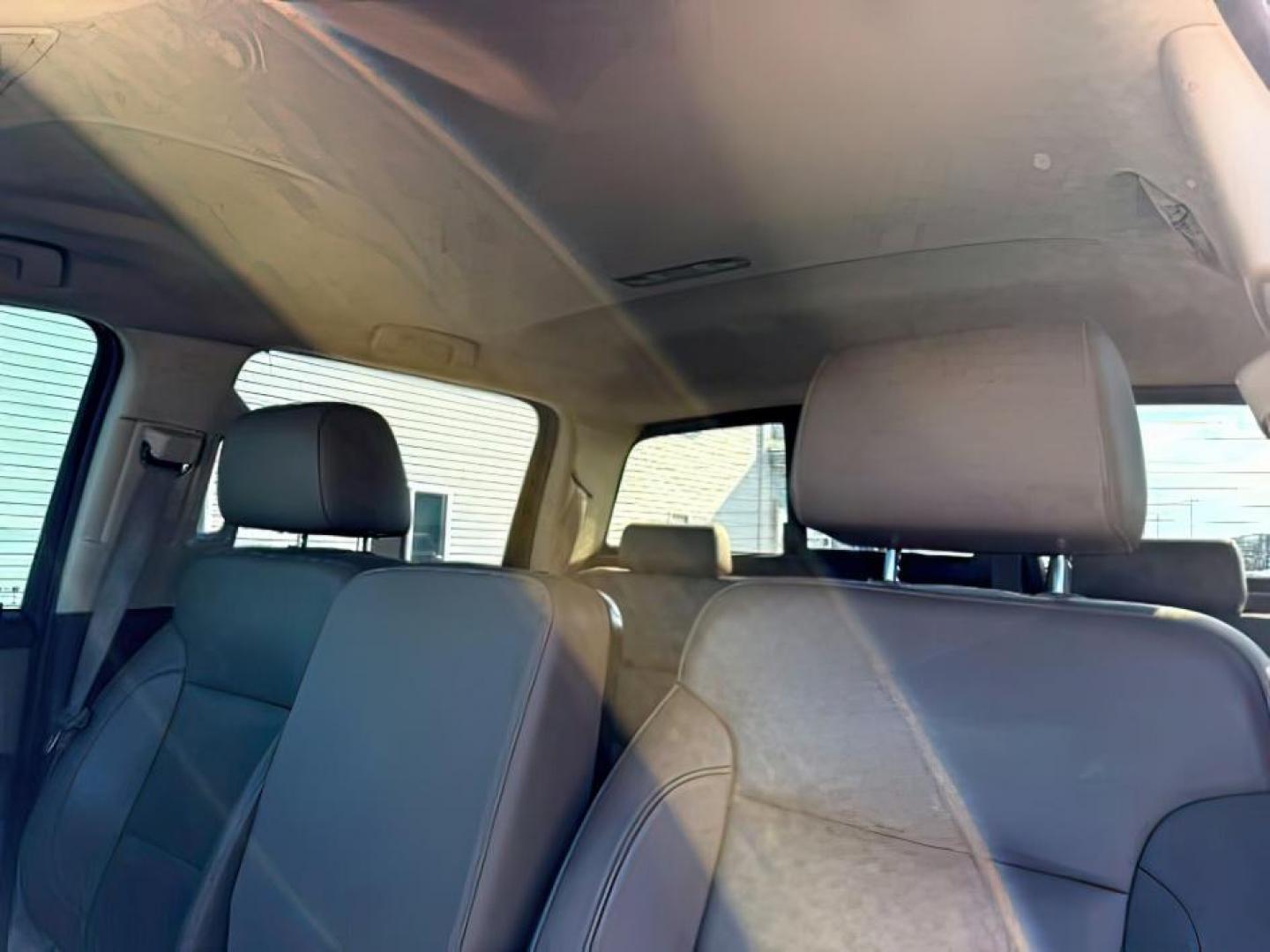 2015 GREEN /Jet Black Chevrolet Silverado 2500HD (1GC1KWE89FF) with an 66 engine, Automatic transmission, located at 1175 N Woodruff Ave, Idaho Falls, ID, 83401, 43.506901, -111.999657 - At Timberline Auto, finding a great deal on your next vehicle is always easy! Our experienced sales staff's goal is to help find you the right vehicle at the right price! Our knowledgeable finance department has options for almost any credit score. We offer extended service contract options to prote - Photo#14