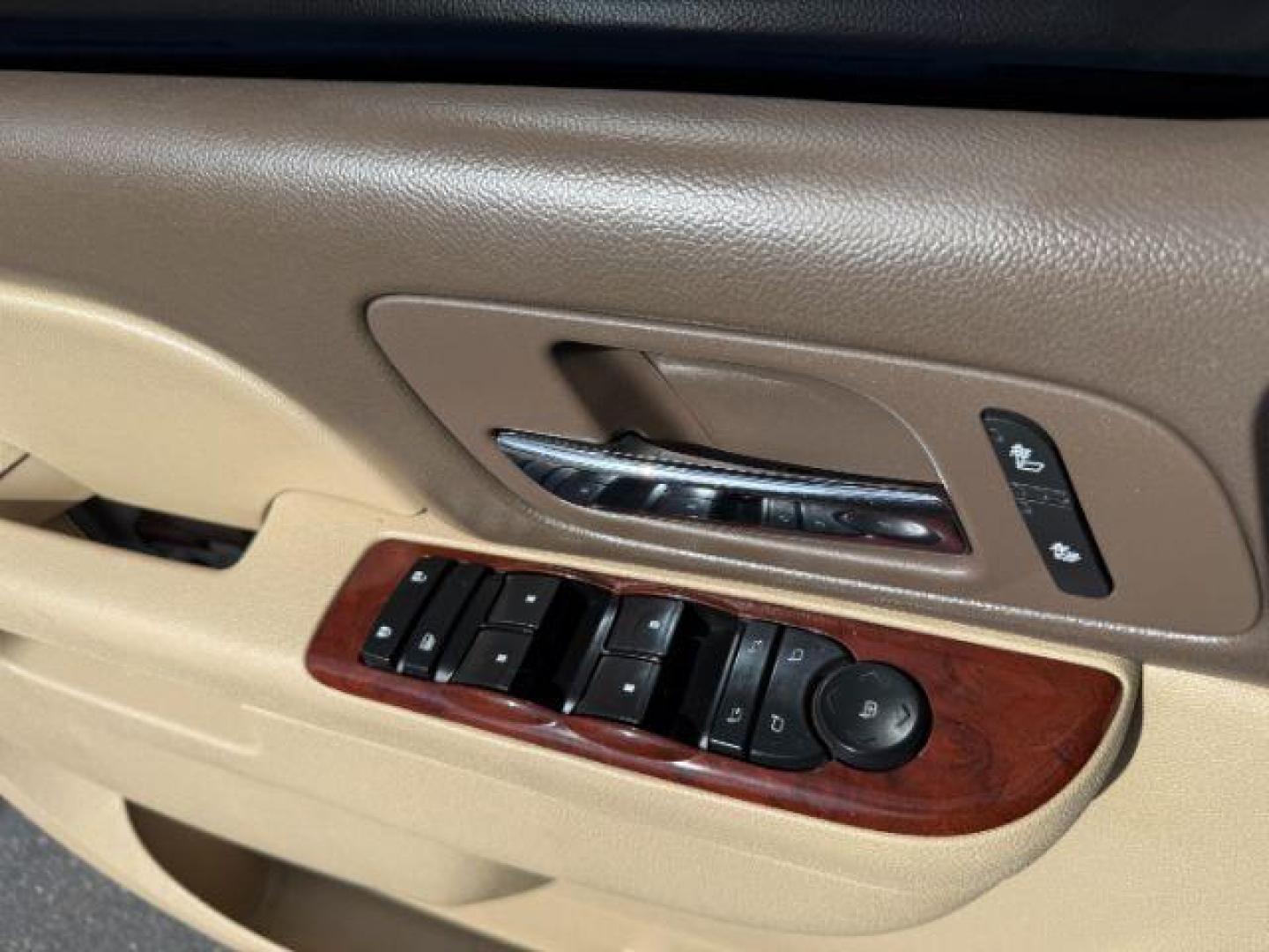 2013 Silver Ice Metallic /Light Cashmere/Dark Cashmere Chevrolet Suburban 1500 (1GNSCJE04DR) with an Vortec 53L V-8 variable valve control engine, Automatic transmission, located at 1175 N Woodruff Ave, Idaho Falls, ID, 83401, 43.506901, -111.999657 - At Timberline Auto, finding a great deal on your next vehicle is always easy! Our experienced sales staff's goal is to help find you the right vehicle at the right price! Our knowledgeable finance department has options for almost any credit score. We offer extended service contract options to prote - Photo#40