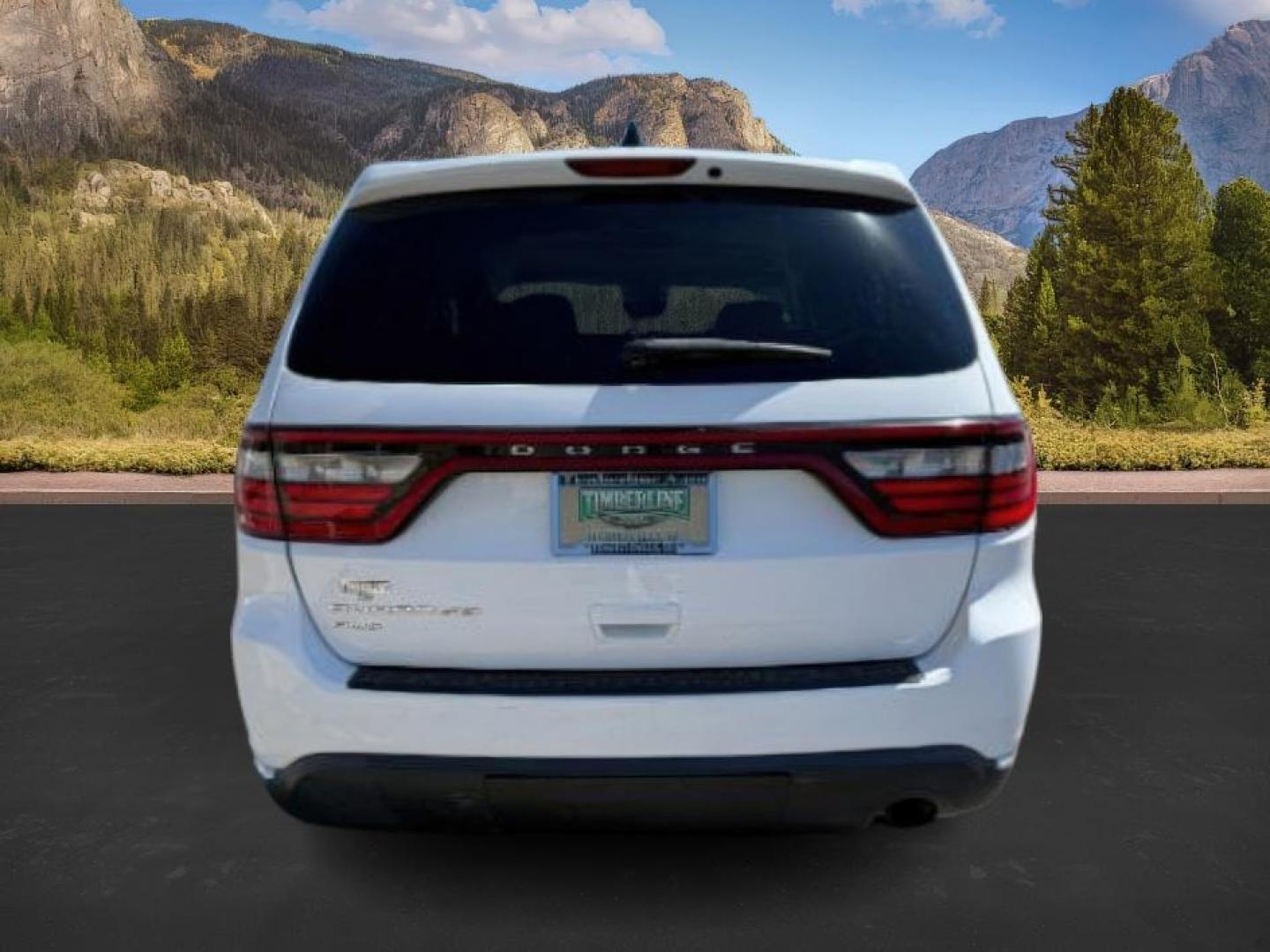 2017 Vice White Tri-Coat Pearl /Black Dodge Durango (1C4RDJAG5HC) with an Pentastar 36L V-6 DOHC engine, Automatic transmission, located at 1175 N Woodruff Ave, Idaho Falls, ID, 83401, 43.506901, -111.999657 - At Timberline Auto, finding a great deal on your next vehicle is always easy! Our experienced sales staff's goal is to help find you the right vehicle at the right price! Our knowledgeable finance department has options for almost any credit score. We offer extended service contract options to prote - Photo#3