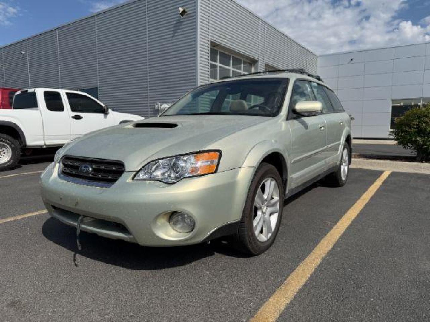 2006 TAN /Charcoal Subaru Outback (4S4BP67C966) with an 25L H-4 DOHC engine, Manual transmission, located at 1175 N Woodruff Ave, Idaho Falls, ID, 83401, 43.506901, -111.999657 - At Timberline Auto, finding a great deal on your next vehicle is always easy! Our experienced sales staff's goal is to help find you the right vehicle at the right price! Our knowledgeable finance department has options for almost any credit score. We offer extended service contract options to prote - Photo#2
