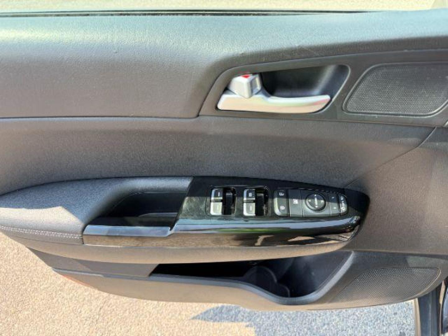 2019 BLACK /Black KIA Sportage (KNDPNCAC0K7) with an Theta II 24L I-4 gasoline direct injection engine, Automatic transmission, located at 1175 N Woodruff Ave, Idaho Falls, ID, 83401, 43.506901, -111.999657 - At Timberline Auto, finding a great deal on your next vehicle is always easy! Our experienced sales staff's goal is to help find you the right vehicle at the right price! Our knowledgeable finance department has options for almost any credit score. We offer extended service contract options to prote - Photo#46