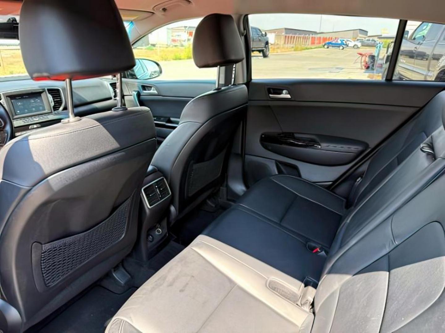 2019 BLACK /Black KIA Sportage (KNDPNCAC0K7) with an Theta II 24L I-4 gasoline direct injection engine, Automatic transmission, located at 1175 N Woodruff Ave, Idaho Falls, ID, 83401, 43.506901, -111.999657 - At Timberline Auto, finding a great deal on your next vehicle is always easy! Our experienced sales staff's goal is to help find you the right vehicle at the right price! Our knowledgeable finance department has options for almost any credit score. We offer extended service contract options to prote - Photo#23