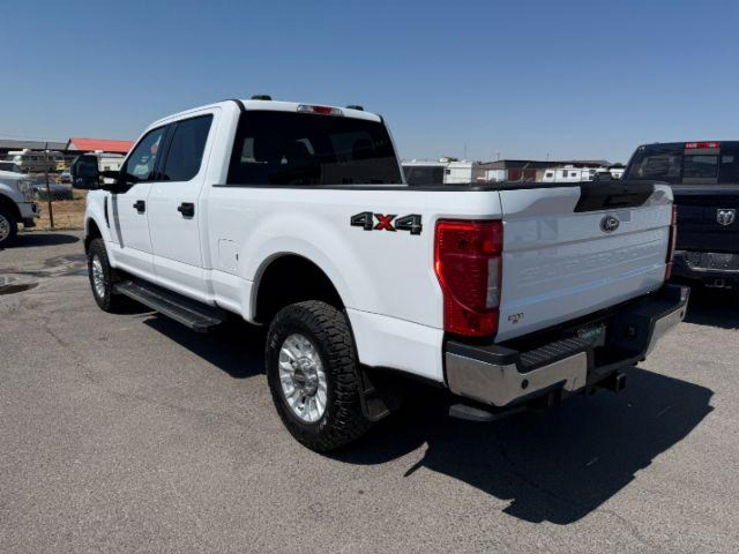 2022 Oxford White /Medium Earth Gray Ford F-250 (1FT7W2B66NE) with an 62L V-8 variable valve control engine, Automatic transmission, located at 1175 N Woodruff Ave, Idaho Falls, ID, 83401, 43.506901, -111.999657 - At Timberline Auto, finding a great deal on your next vehicle is always easy! Our experienced sales staff's goal is to help find you the right vehicle at the right price! Our knowledgeable finance department has options for almost any credit score. We offer extended service contract options to prote - Photo#25
