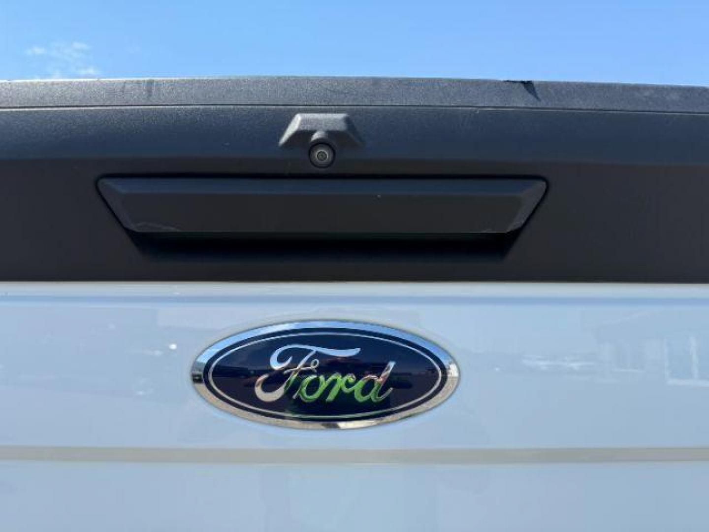 2022 Oxford White /Medium Earth Gray Ford F-250 (1FT7W2B66NE) with an 62L V-8 variable valve control engine, Automatic transmission, located at 1175 N Woodruff Ave, Idaho Falls, ID, 83401, 43.506901, -111.999657 - At Timberline Auto, finding a great deal on your next vehicle is always easy! Our experienced sales staff's goal is to help find you the right vehicle at the right price! Our knowledgeable finance department has options for almost any credit score. We offer extended service contract options to prote - Photo#27