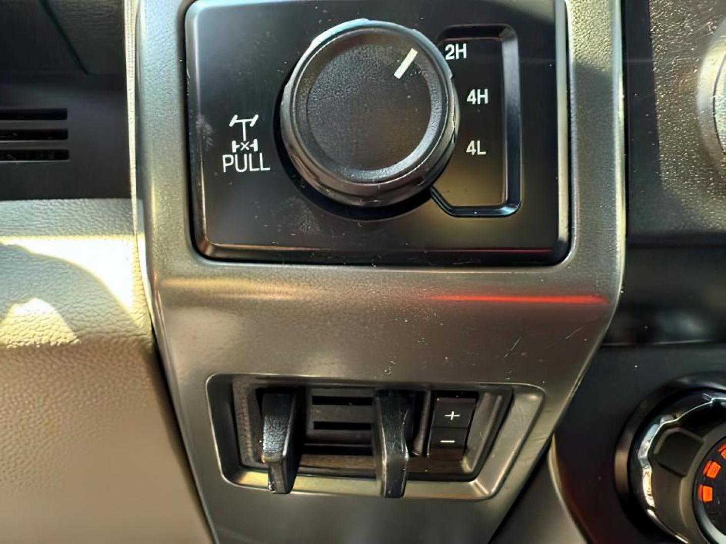 2022 Oxford White /Medium Earth Gray Ford F-250 (1FT7W2B66NE) with an 62L V-8 variable valve control engine, Automatic transmission, located at 1175 N Woodruff Ave, Idaho Falls, ID, 83401, 43.506901, -111.999657 - At Timberline Auto, finding a great deal on your next vehicle is always easy! Our experienced sales staff's goal is to help find you the right vehicle at the right price! Our knowledgeable finance department has options for almost any credit score. We offer extended service contract options to prote - Photo#16