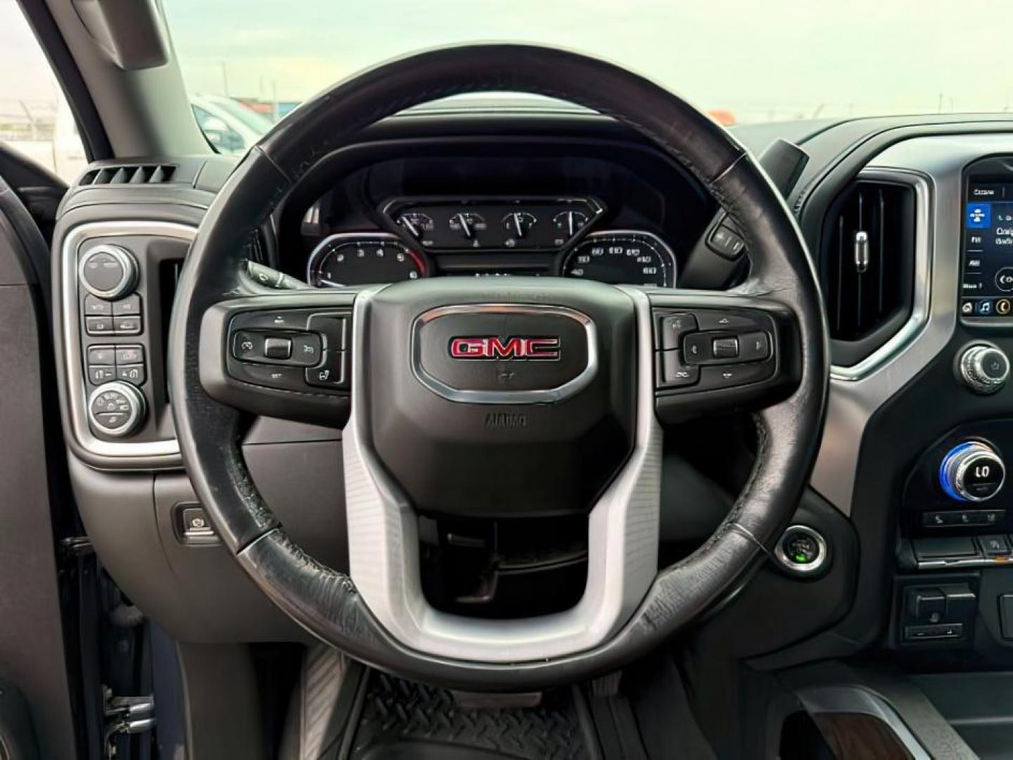2020 GRAY /Jet Black GMC Sierra 1500 (1GTU9DETXLZ) with an Duramax 3L I-6 diesel direct injection engine, Automatic transmission, located at 1175 N Woodruff Ave, Idaho Falls, ID, 83401, 43.506901, -111.999657 - At Timberline Auto, finding a great deal on your next vehicle is always easy! Our experienced sales staff's goal is to help find you the right vehicle at the right price! Our knowledgeable finance department has options for almost any credit score. We offer extended service contract options to prote - Photo#15