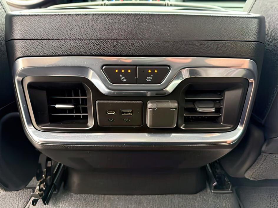 2020 GRAY /Jet Black GMC Sierra 1500 (1GTU9DETXLZ) with an Duramax 3L I-6 diesel direct injection engine, Automatic transmission, located at 1175 N Woodruff Ave, Idaho Falls, ID, 83401, 43.506901, -111.999657 - At Timberline Auto, finding a great deal on your next vehicle is always easy! Our experienced sales staff's goal is to help find you the right vehicle at the right price! Our knowledgeable finance department has options for almost any credit score. We offer extended service contract options to prote - Photo#22