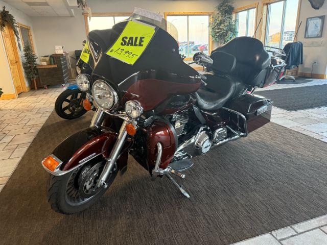 2011 BROWN Harley-Davidson Electra Glide Ultra Limited (1HD1KEM12BB) , Manual transmission, located at 1175 N Woodruff Ave, Idaho Falls, ID, 83401, 43.506901, -111.999657 - REDUCED PRICE!! Turn every highway into an adventure with this 2011 Harley-Davidson Electra Glide Limited! Built for riders who demand comfort, power, and iconic Harley-Davidson style, this touring bike is ready to hit the open road. - Powerful Harley-Davidson V-Twin Engine - Premium Touring Comfo - Photo#6