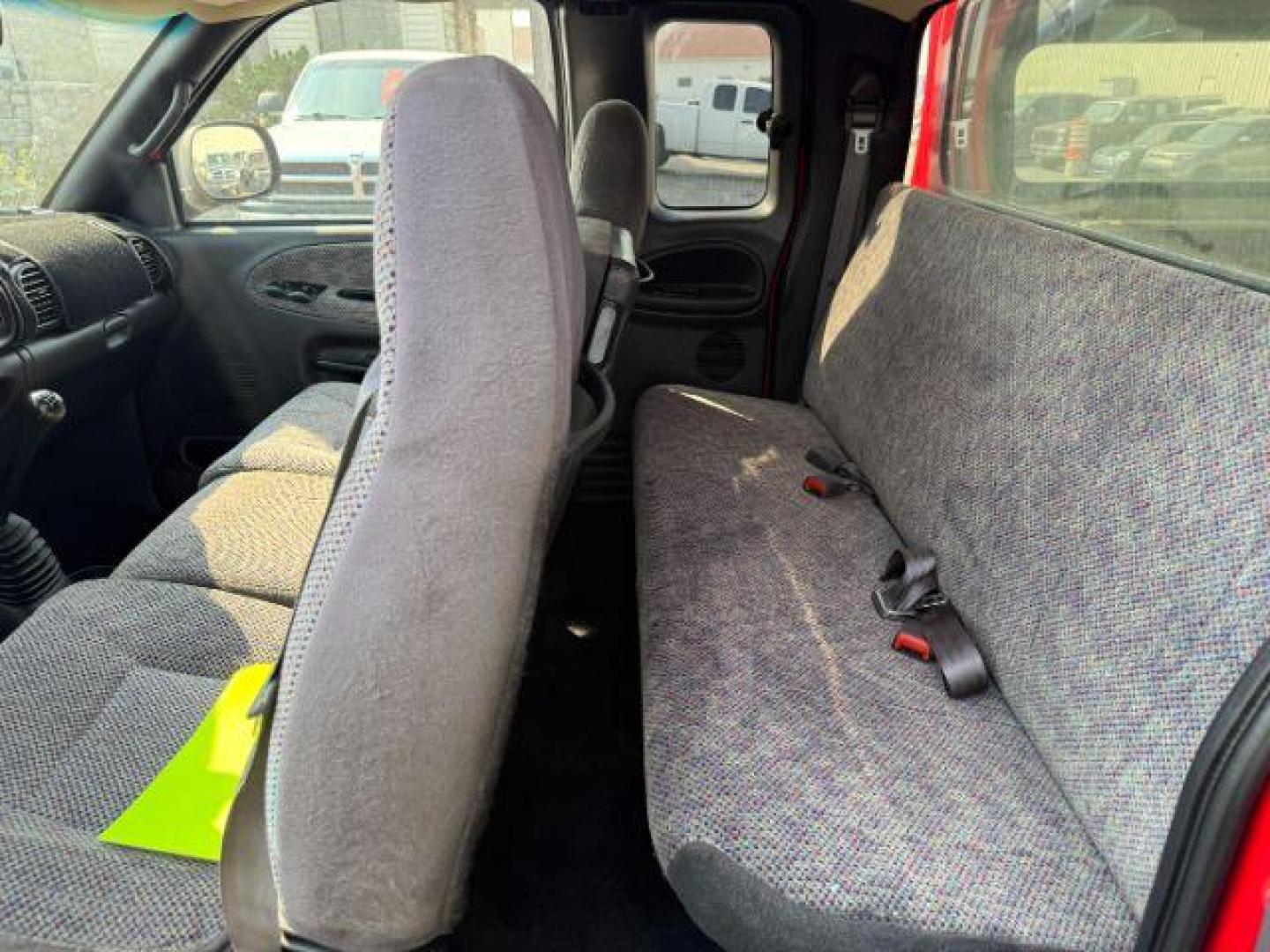 2001 RED /Mist Gray Cloth Dodge Ram 1500 (3B7HF13Y81G) with an 52L V8 OHV 16V engine, Automatic transmission, located at 1175 N Woodruff Ave, Idaho Falls, ID, 83401, 43.506901, -111.999657 - At Timberline Auto, finding a great deal on your next vehicle is always easy! Our experienced sales staff's goal is to help find you the right vehicle at the right price! Our knowledgeable finance department has options for almost any credit score. We offer extended service contract options to prote - Photo#17