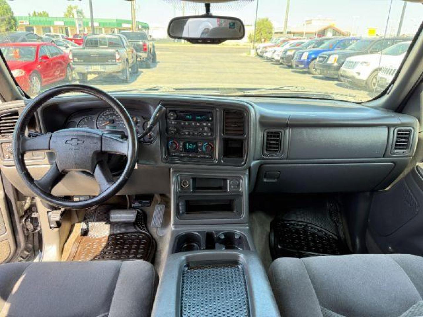 2005 Black /Dark Charcoal Chevrolet Silverado 2500HD (1GCHC23U55F) with an Vortec 6L V-8 regular unleaded engine, Automatic transmission, located at 1175 N Woodruff Ave, Idaho Falls, ID, 83401, 43.506901, -111.999657 - At Timberline Auto, finding a great deal on your next vehicle is always easy! Our experienced sales staff's goal is to help find you the right vehicle at the right price! Our knowledgeable finance department has options for almost any credit score. We offer extended service contract options to prote - Photo#34