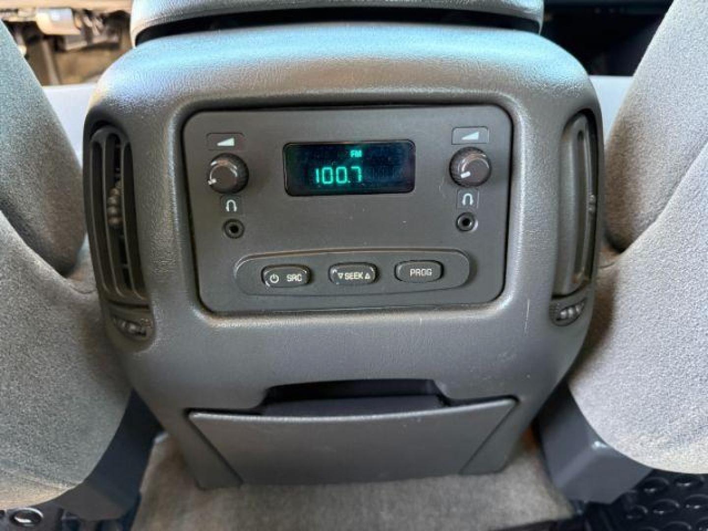 2005 Black /Dark Charcoal Chevrolet Silverado 2500HD (1GCHC23U55F) with an Vortec 6L V-8 regular unleaded engine, Automatic transmission, located at 1175 N Woodruff Ave, Idaho Falls, ID, 83401, 43.506901, -111.999657 - At Timberline Auto, finding a great deal on your next vehicle is always easy! Our experienced sales staff's goal is to help find you the right vehicle at the right price! Our knowledgeable finance department has options for almost any credit score. We offer extended service contract options to prote - Photo#35