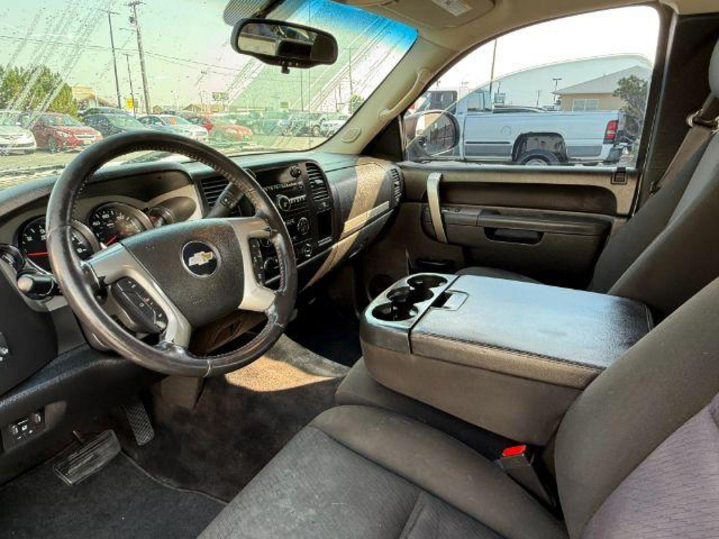 2011 Summit White /Ebony Chevrolet Silverado 1500 (1GCRKSE32BZ) with an 53L V8 engine, Automatic transmission, located at 1175 N Woodruff Ave, Idaho Falls, ID, 83401, 43.506901, -111.999657 - At Timberline Auto, finding a great deal on your next vehicle is always easy! Our experienced sales staff's goal is to help find you the right vehicle at the right price! Our knowledgeable finance department has options for almost any credit score. We offer extended service contract options to prote - Photo#27