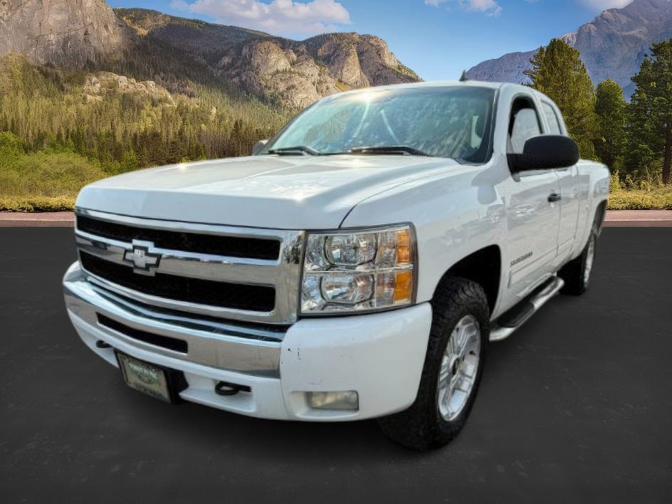 photo of 2011 Chevrolet Silverado 1500 LT