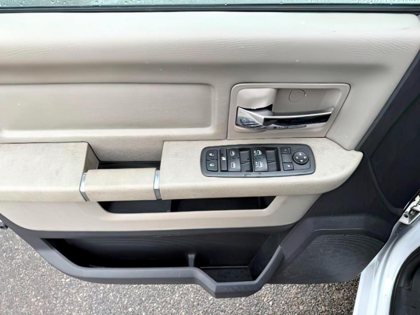 2012 WHITE /CLOTH Ram 1500 (1C6RD7LT5CS) with an 57 engine, Automatic transmission, located at 1175 N Woodruff Ave, Idaho Falls, ID, 83401, 43.506901, -111.999657 - At Timberline Auto, finding a great deal on your next vehicle is always easy! Our experienced sales staff's goal is to help find you the right vehicle at the right price! Our knowledgeable finance department has options for almost any credit score. We offer extended service contract options to prote - Photo#16