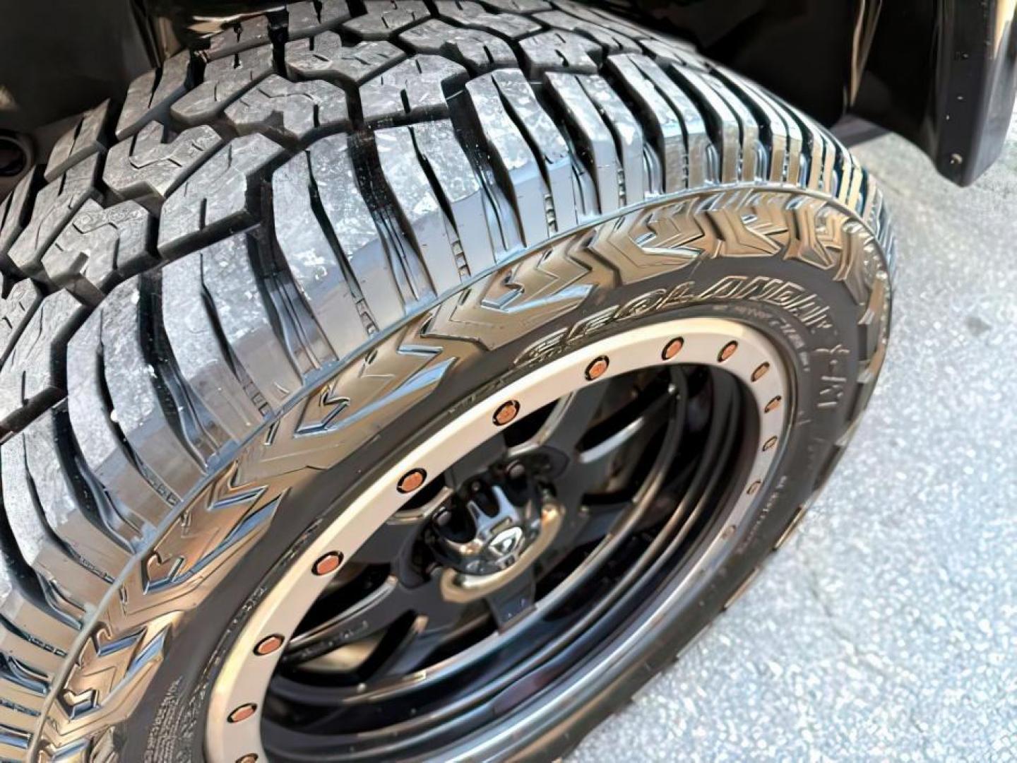 2013 BLACK /CLOTH Jeep Wrangler Unlimited (1C4HJWEG7DL) with an V6 engine, Automatic transmission, located at 1175 N Woodruff Ave, Idaho Falls, ID, 83401, 43.506901, -111.999657 - At Timberline Auto, finding a great deal on your next vehicle is always easy! Our experienced sales staff's goal is to help find you the right vehicle at the right price! Our knowledgeable finance department has options for almost any credit score. We offer extended service contract options to prote - Photo#9