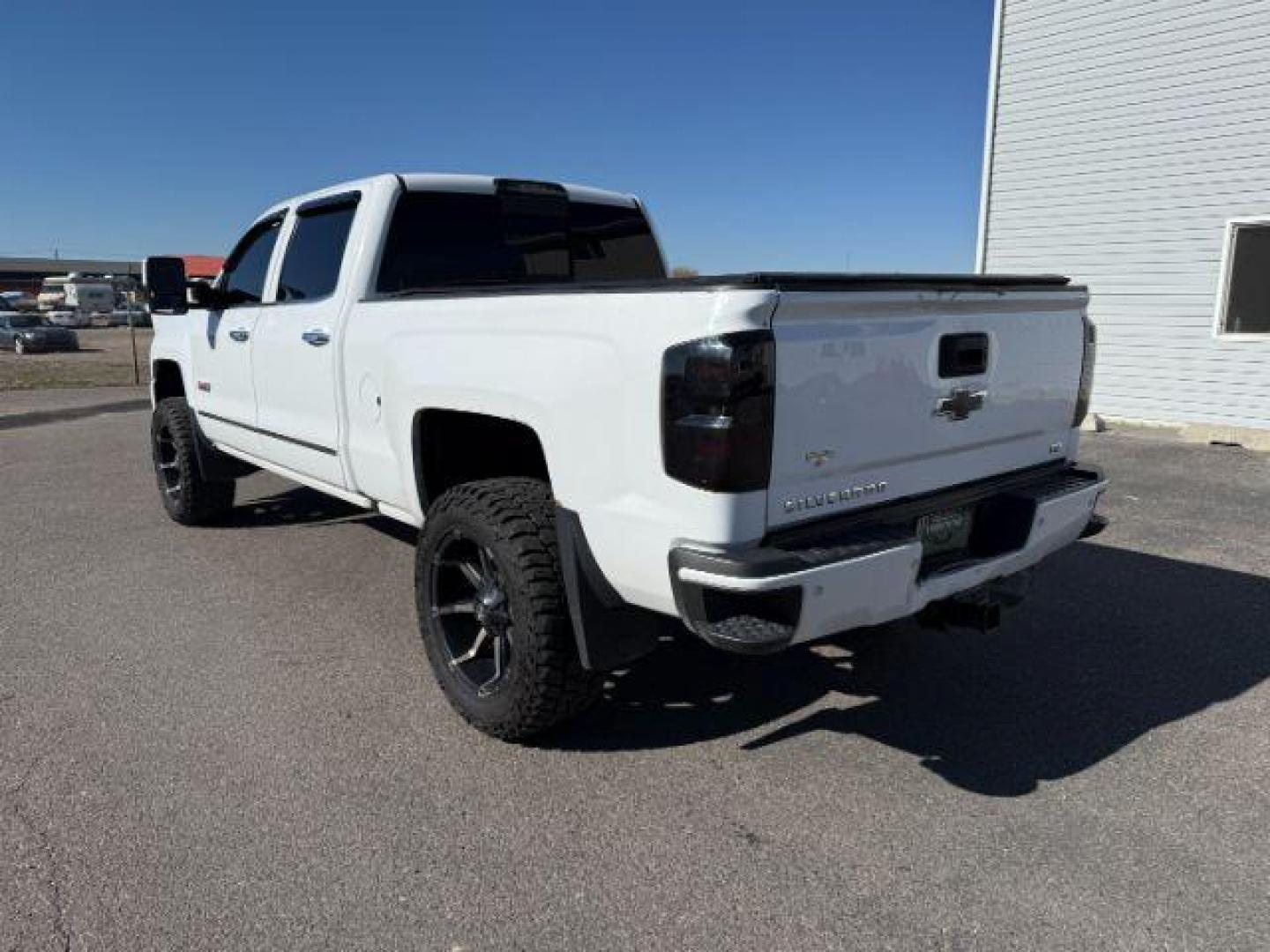 2016 WHITE /LEATHER Chevrolet Silverado 3500HD (1GC4K0C81GF) with an 66 engine, Automatic transmission, located at 1175 N Woodruff Ave, Idaho Falls, ID, 83401, 43.506901, -111.999657 - At Timberline Auto, finding a great deal on your next vehicle is always easy! Our experienced sales staff's goal is to help find you the right vehicle at the right price! Our knowledgeable finance department has options for almost any credit score. We offer extended service contract options to prote - Photo#26