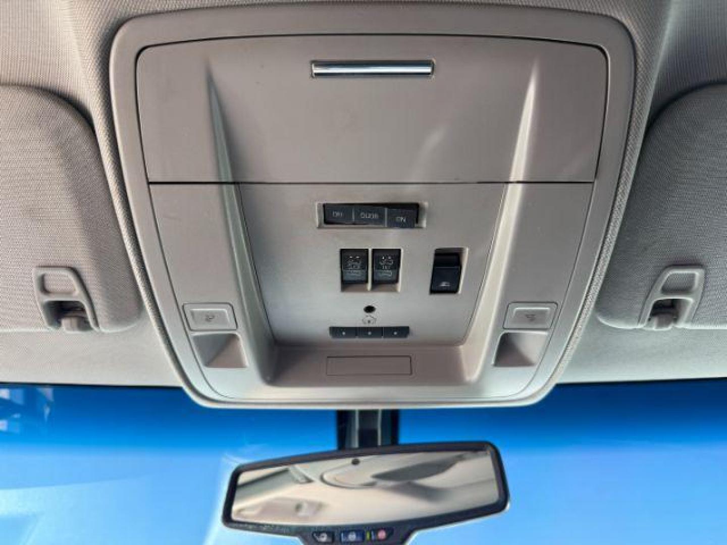 2016 WHITE /LEATHER Chevrolet Silverado 3500HD (1GC4K0C81GF) with an 66 engine, Automatic transmission, located at 1175 N Woodruff Ave, Idaho Falls, ID, 83401, 43.506901, -111.999657 - At Timberline Auto, finding a great deal on your next vehicle is always easy! Our experienced sales staff's goal is to help find you the right vehicle at the right price! Our knowledgeable finance department has options for almost any credit score. We offer extended service contract options to prote - Photo#41