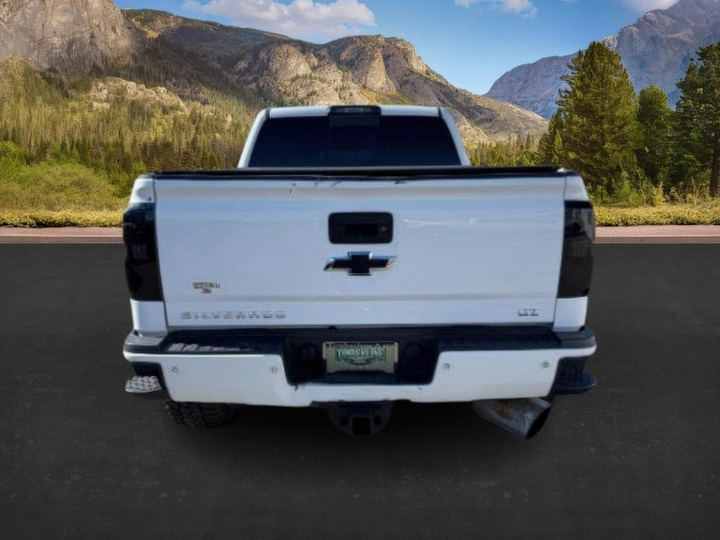 2016 WHITE /LEATHER Chevrolet Silverado 3500HD (1GC4K0C81GF) with an 66 engine, Automatic transmission, located at 1175 N Woodruff Ave, Idaho Falls, ID, 83401, 43.506901, -111.999657 - At Timberline Auto, finding a great deal on your next vehicle is always easy! Our experienced sales staff's goal is to help find you the right vehicle at the right price! Our knowledgeable finance department has options for almost any credit score. We offer extended service contract options to prote - Photo#3