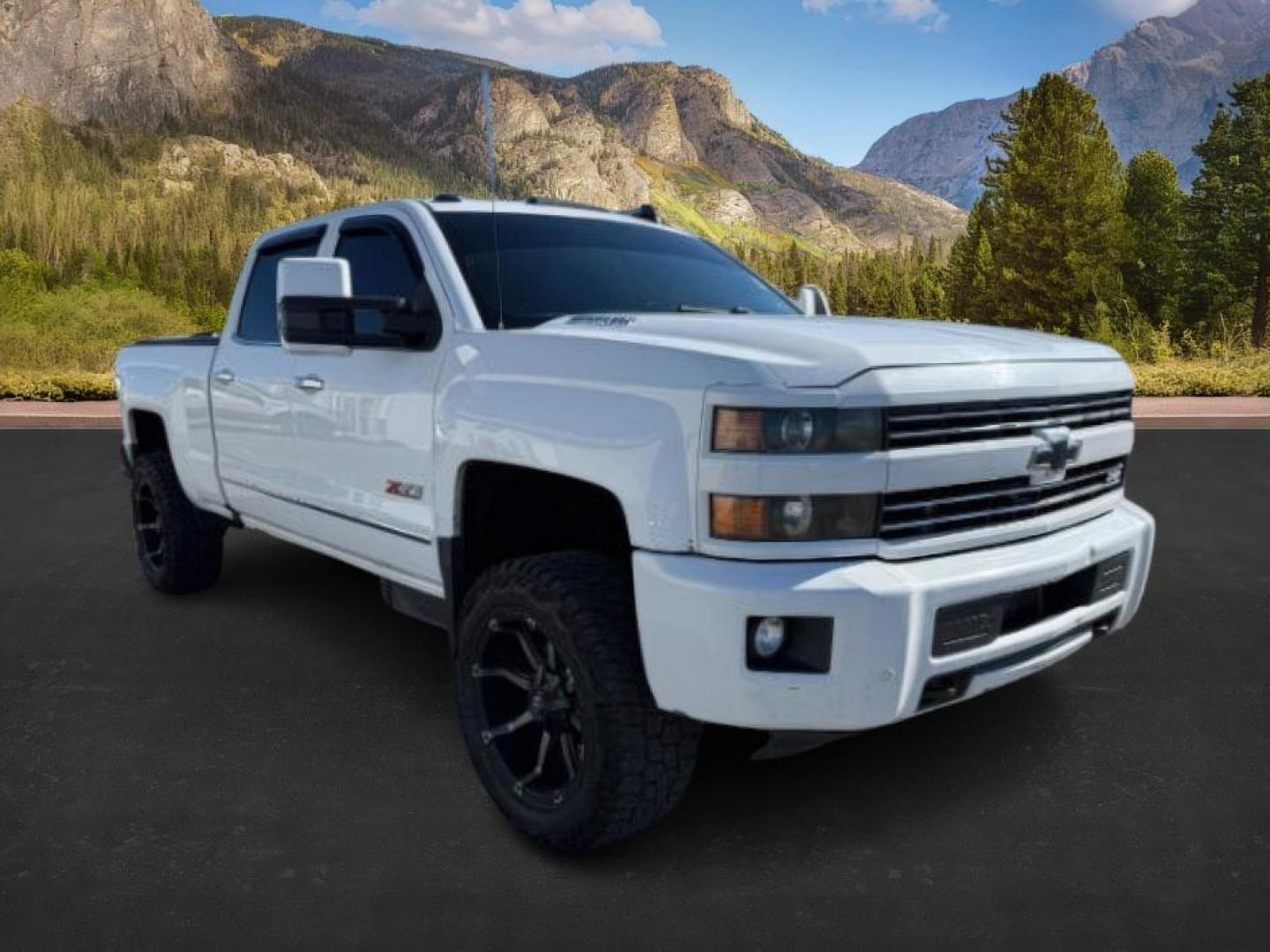 2016 WHITE /LEATHER Chevrolet Silverado 3500HD (1GC4K0C81GF) with an 66 engine, Automatic transmission, located at 1175 N Woodruff Ave, Idaho Falls, ID, 83401, 43.506901, -111.999657 - At Timberline Auto, finding a great deal on your next vehicle is always easy! Our experienced sales staff's goal is to help find you the right vehicle at the right price! Our knowledgeable finance department has options for almost any credit score. We offer extended service contract options to prote - Photo#7