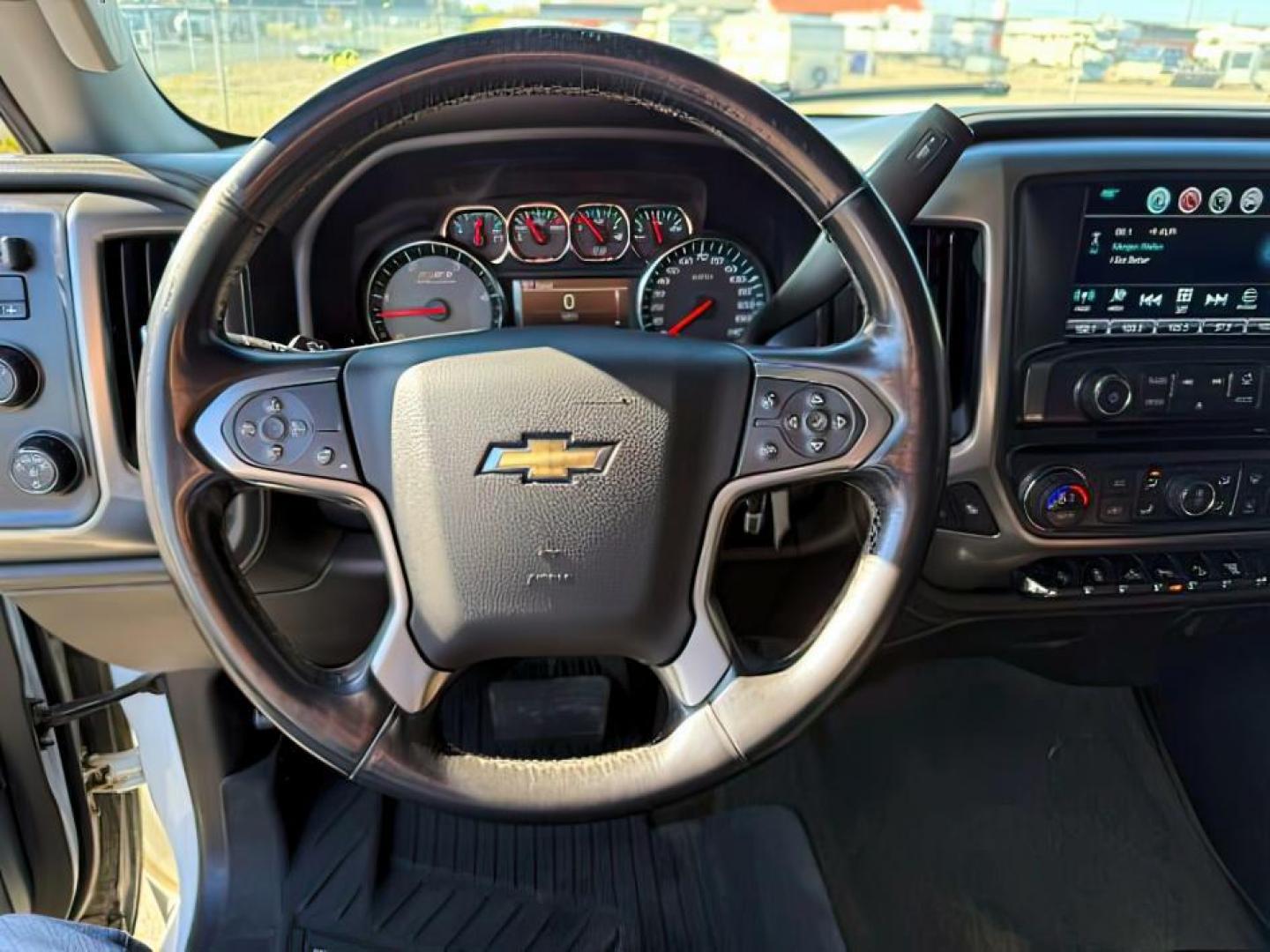 2016 WHITE /LEATHER Chevrolet Silverado 3500HD (1GC4K0C81GF) with an 66 engine, Automatic transmission, located at 1175 N Woodruff Ave, Idaho Falls, ID, 83401, 43.506901, -111.999657 - At Timberline Auto, finding a great deal on your next vehicle is always easy! Our experienced sales staff's goal is to help find you the right vehicle at the right price! Our knowledgeable finance department has options for almost any credit score. We offer extended service contract options to prote - Photo#13