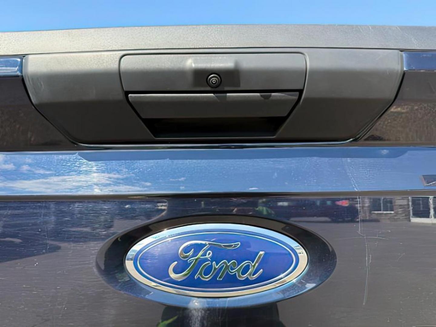 2023 BLUE /BLACK Ford F-150 (1FTFW1E53PK) with an 50L engine, Automatic transmission, located at 1175 N Woodruff Ave, Idaho Falls, ID, 83401, 43.506901, -111.999657 - At Timberline Auto, finding a great deal on your next vehicle is always easy! Our experienced sales staff's goal is to help find you the right vehicle at the right price! Our knowledgeable finance department has options for almost any credit score. We offer extended service contract options to prote - Photo#4