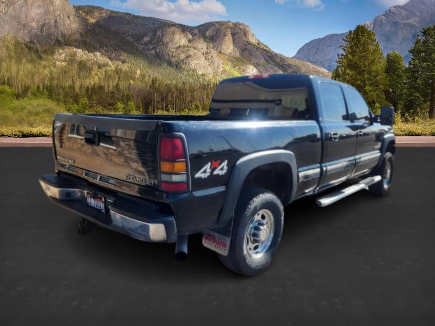 2002 Onyx Black /Graphite Chevrolet Silverado 2500HD (1GCHK23162F) with an Duramax 66L V-8 diesel direct injection engine, Automatic transmission, located at 1175 N Woodruff Ave, Idaho Falls, ID, 83401, 43.506901, -111.999657 - At Timberline Auto, finding a great deal on your next vehicle is always easy! Our experienced sales staff's goal is to help find you the right vehicle at the right price! Our knowledgeable finance department has options for almost any credit score. We offer extended service contract options to prote - Photo#3