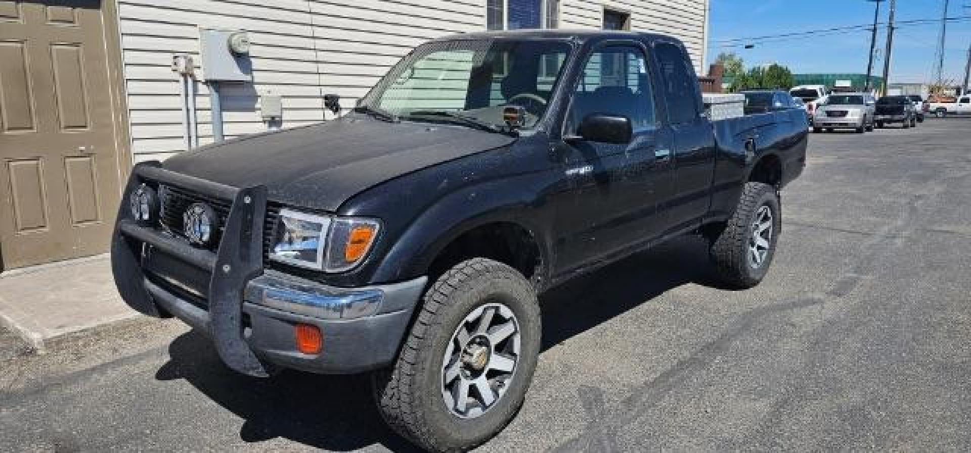 1999 BLACK /CLOTH Toyota TACOMA (4TAWM72N9X2) , Manual transmission, located at 1175 N Woodruff Ave, Idaho Falls, ID, 83401, 43.506901, -111.999657 - At Timberline Auto, finding a great deal on your next vehicle is always easy! Our experienced sales staff's goal is to help find you the right vehicle at the right price! Our knowledgeable finance department has options for almost any credit score. We offer extended service contract options to prote - Photo#6