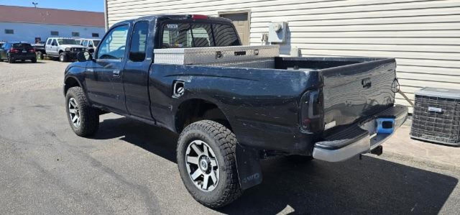 1999 BLACK /CLOTH Toyota TACOMA (4TAWM72N9X2) , Manual transmission, located at 1175 N Woodruff Ave, Idaho Falls, ID, 83401, 43.506901, -111.999657 - At Timberline Auto, finding a great deal on your next vehicle is always easy! Our experienced sales staff's goal is to help find you the right vehicle at the right price! Our knowledgeable finance department has options for almost any credit score. We offer extended service contract options to prote - Photo#8