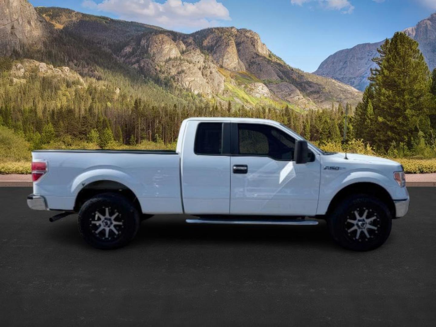 2013 Oxford White /Steel Gray Ford F-150 (1FTFX1ET2DK) with an EcoBoost 35L V-6 gasoline direct injection engine, Automatic transmission, located at 1175 N Woodruff Ave, Idaho Falls, ID, 83401, 43.506901, -111.999657 - At Timberline Auto, finding a great deal on your next vehicle is always easy! Our experienced sales staff's goal is to help find you the right vehicle at the right price! Our knowledgeable finance department has options for almost any credit score. We offer extended service contract options to prote - Photo#5