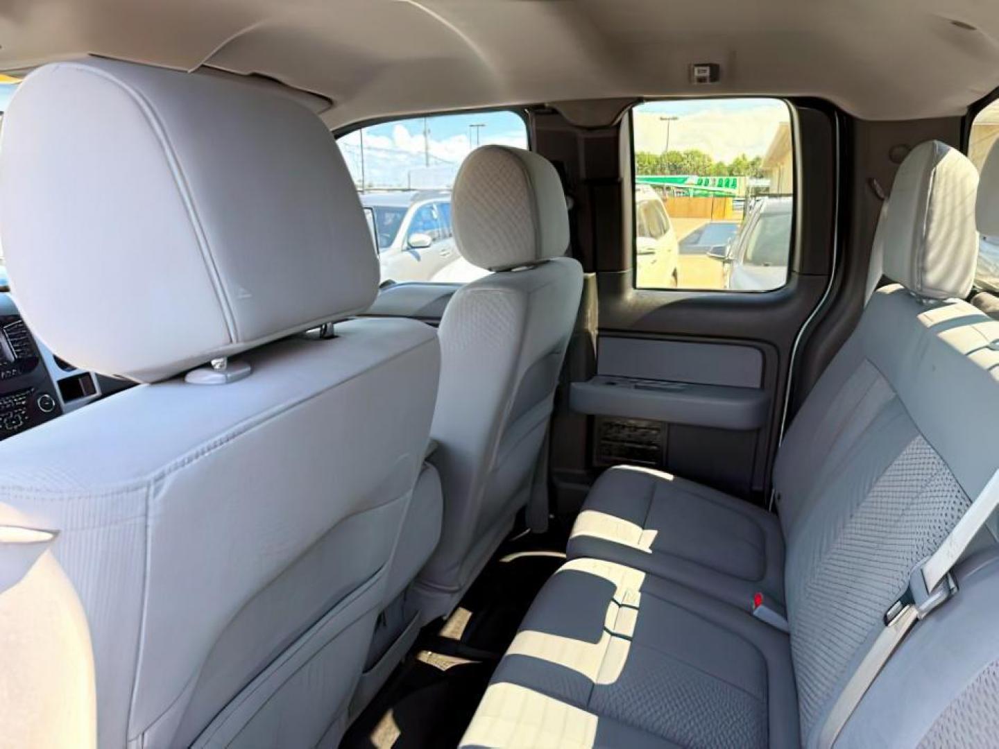 2013 Oxford White /Steel Gray Ford F-150 (1FTFX1ET2DK) with an EcoBoost 35L V-6 gasoline direct injection engine, Automatic transmission, located at 1175 N Woodruff Ave, Idaho Falls, ID, 83401, 43.506901, -111.999657 - At Timberline Auto, finding a great deal on your next vehicle is always easy! Our experienced sales staff's goal is to help find you the right vehicle at the right price! Our knowledgeable finance department has options for almost any credit score. We offer extended service contract options to prote - Photo#19