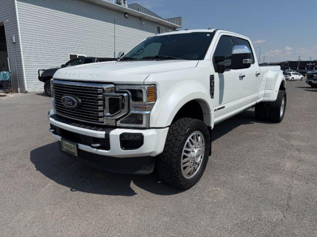 photo of 2022 Ford F-450 SD PLATINUM