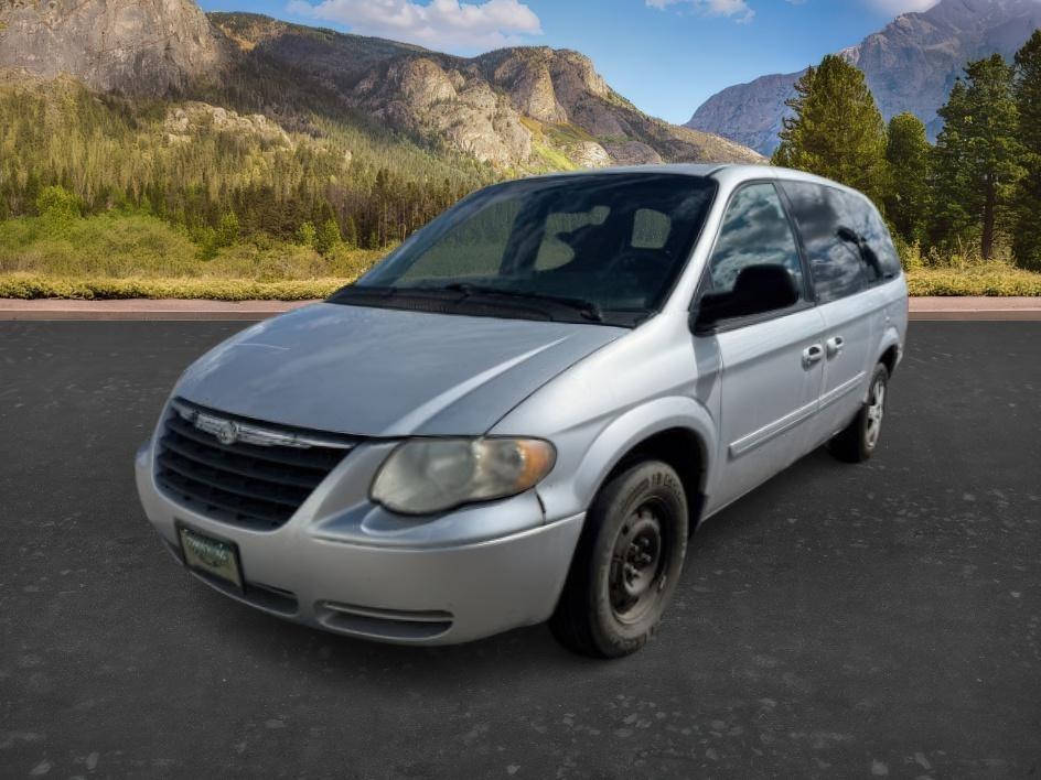2005 Bright Silver Metallic Clearcoat /Medium Slate Gray Chrysler Town and Country LX (2C4GP44R45R) with an 3.3L V-6 regular unleaded engine, AUTOMATIC transmission, located at 1235 N Woodruff Ave., Idaho Falls, 83401, (208) 523-1053, 43.507172, -112.000488 - This 2005 Chrysler Town and Country is a versatile minivan built for practical transportation and everyday convenience. Powered by a 3.3L V6, it delivers dependable performance for commuting, family travel, and daily errands. The spacious interior offers comfortable seating and flexible cargo capa- Photo#0