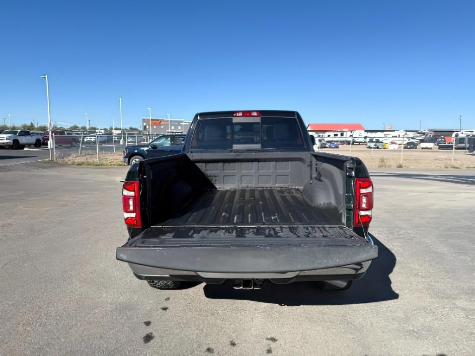 2020 BLACK /Black Ram 2500 Laramie Crew Cab 4X4 6'4 Box (3C6UR5FL8LG) with an Cummins 6.7L I-6 diesel direct injection engine, AUTOMATIC transmission, located at 1235 N Woodruff Ave., Idaho Falls, 83401, (208) 523-1053, 43.507172, -112.000488 - If you're looking for a heavy-duty truck that delivers legendary power, premium comfort, and rugged capability, this 2020 RAM 2500 Laramie Crew Cab checks every box. Powered by the renowned 6.7L Cummins Turbo Diesel, this truck is built to handle tough jobs, heavy towing, and long highway drives wi - Photo#5